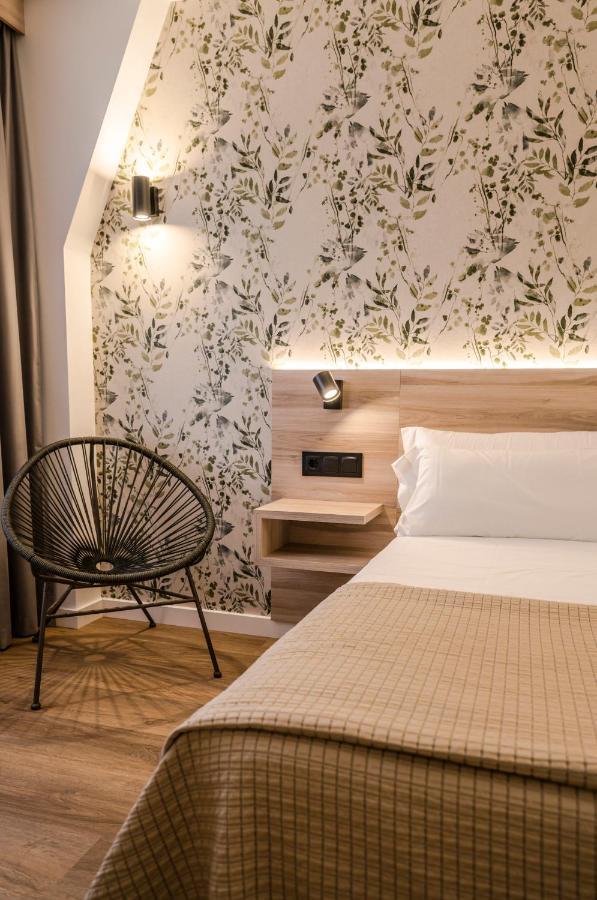 Hotel Piramide ปอร์โตโนโว ภายนอก รูปภาพ