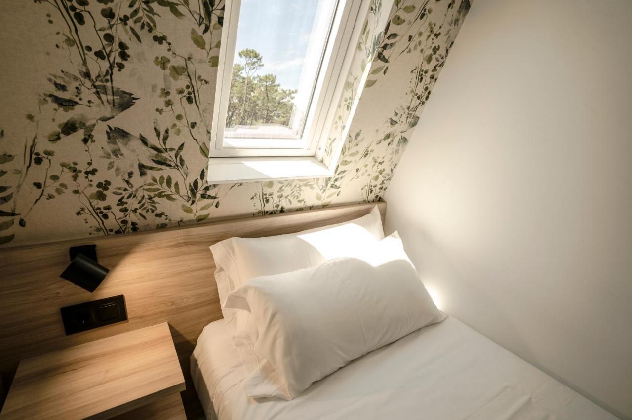 Hotel Piramide ปอร์โตโนโว ภายนอก รูปภาพ