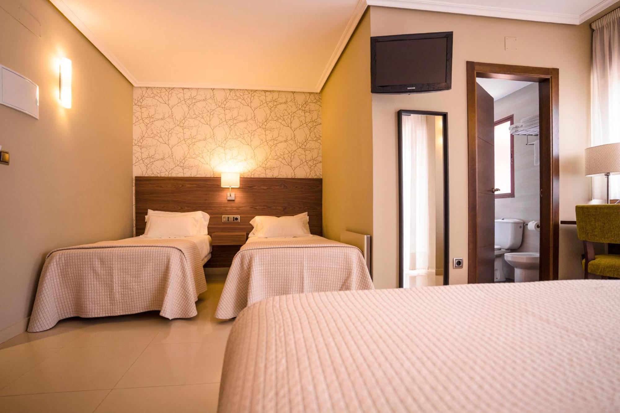 Hotel Piramide ปอร์โตโนโว ห้อง รูปภาพ