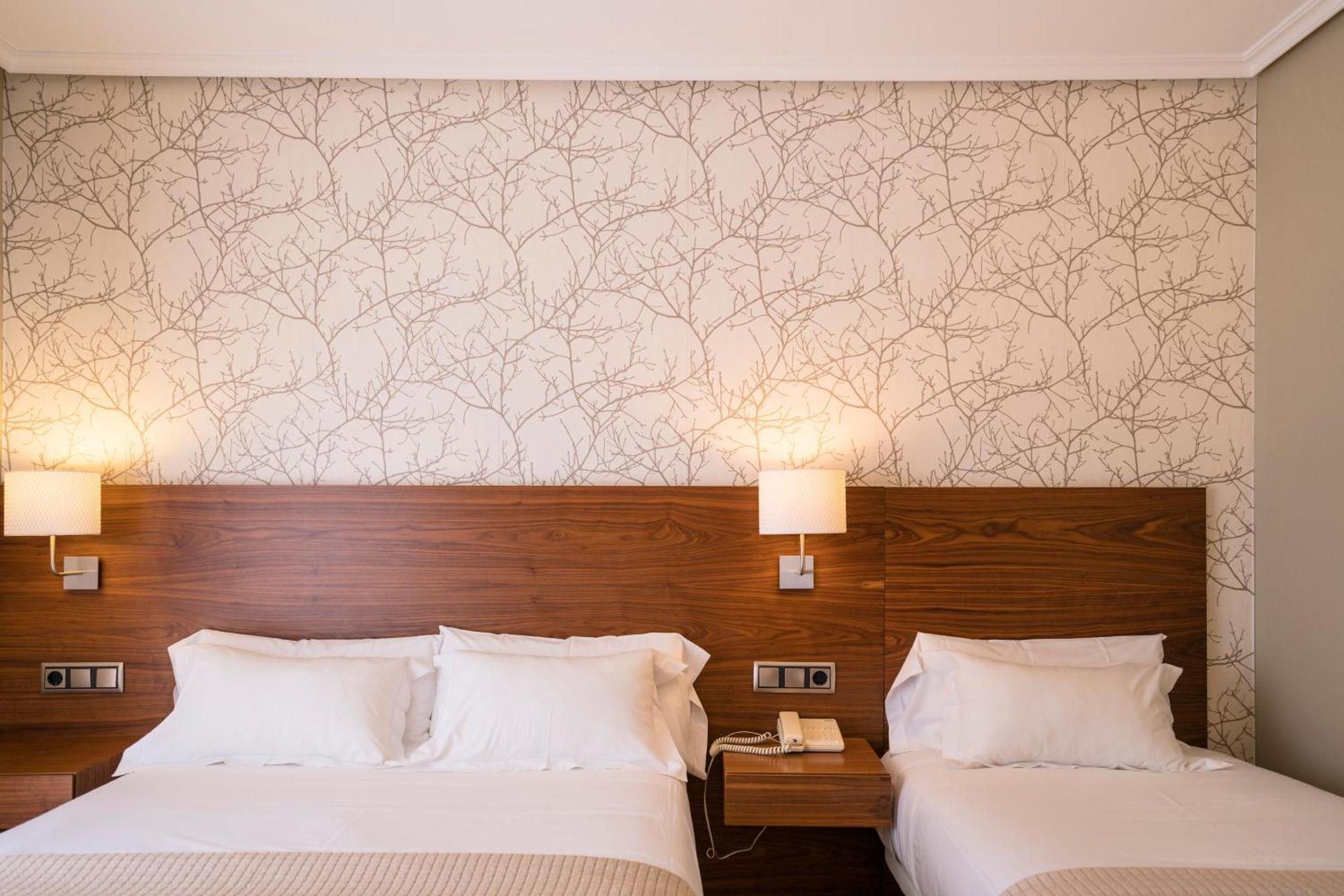 Hotel Piramide ปอร์โตโนโว ห้อง รูปภาพ